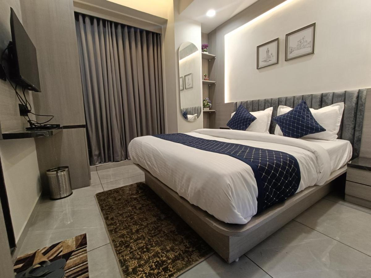 Hotel Asiana Sky Motera אחמדאבאד מראה חיצוני תמונה